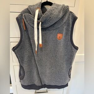 Wanakome blueish/Gray Sherpa Vest